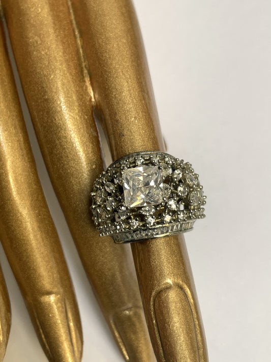 White Finish Zircon Classic Statement Ring