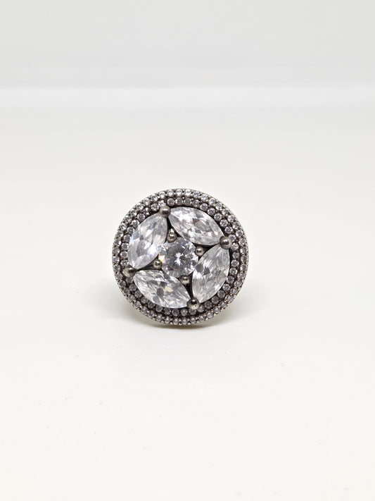 Black Rhodium Finish Flower Zircon Ring