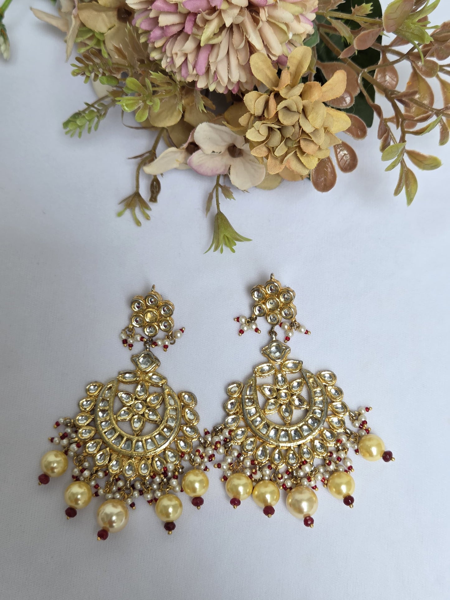 Kundan Set With Necklace, Matha Patti, Earrings And A Passa