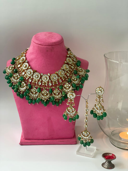 Kundan Necklace with Green Beads, with Matching Earrings and MaangTikka