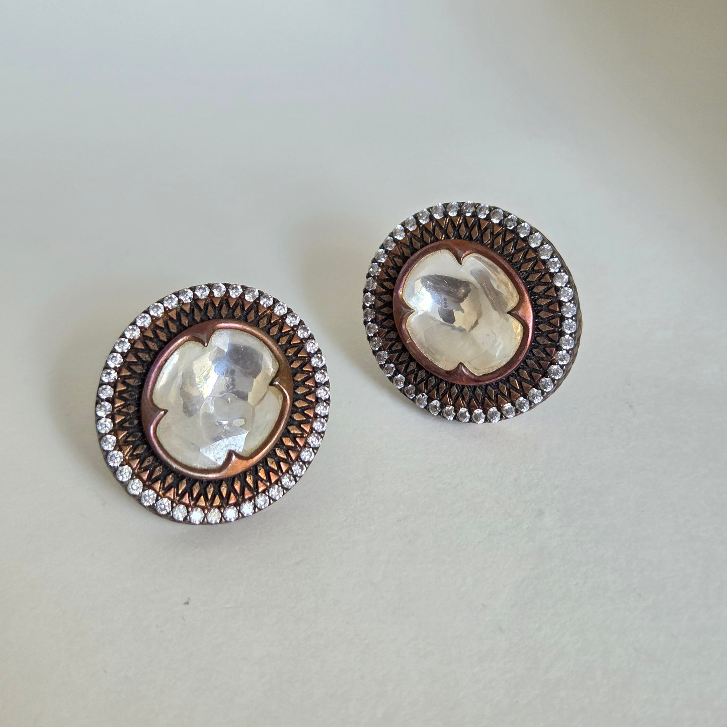 Two Tone Kundan Antique Floral Stud Earrings