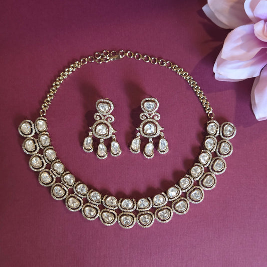 Traditional Kundan/Uncut Polki Necklace Set with Matching Earrings
