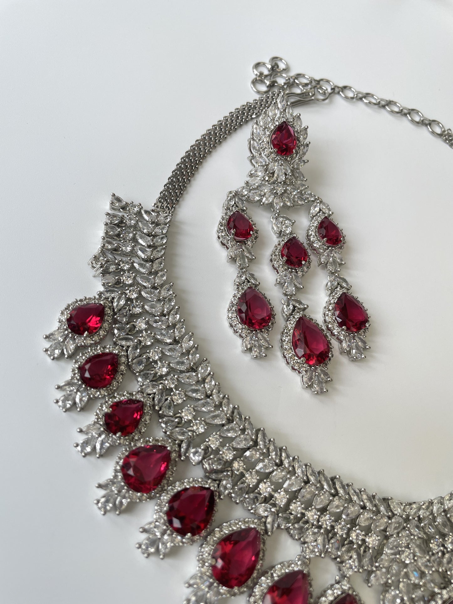 White Finish Red Zircon Necklace Set