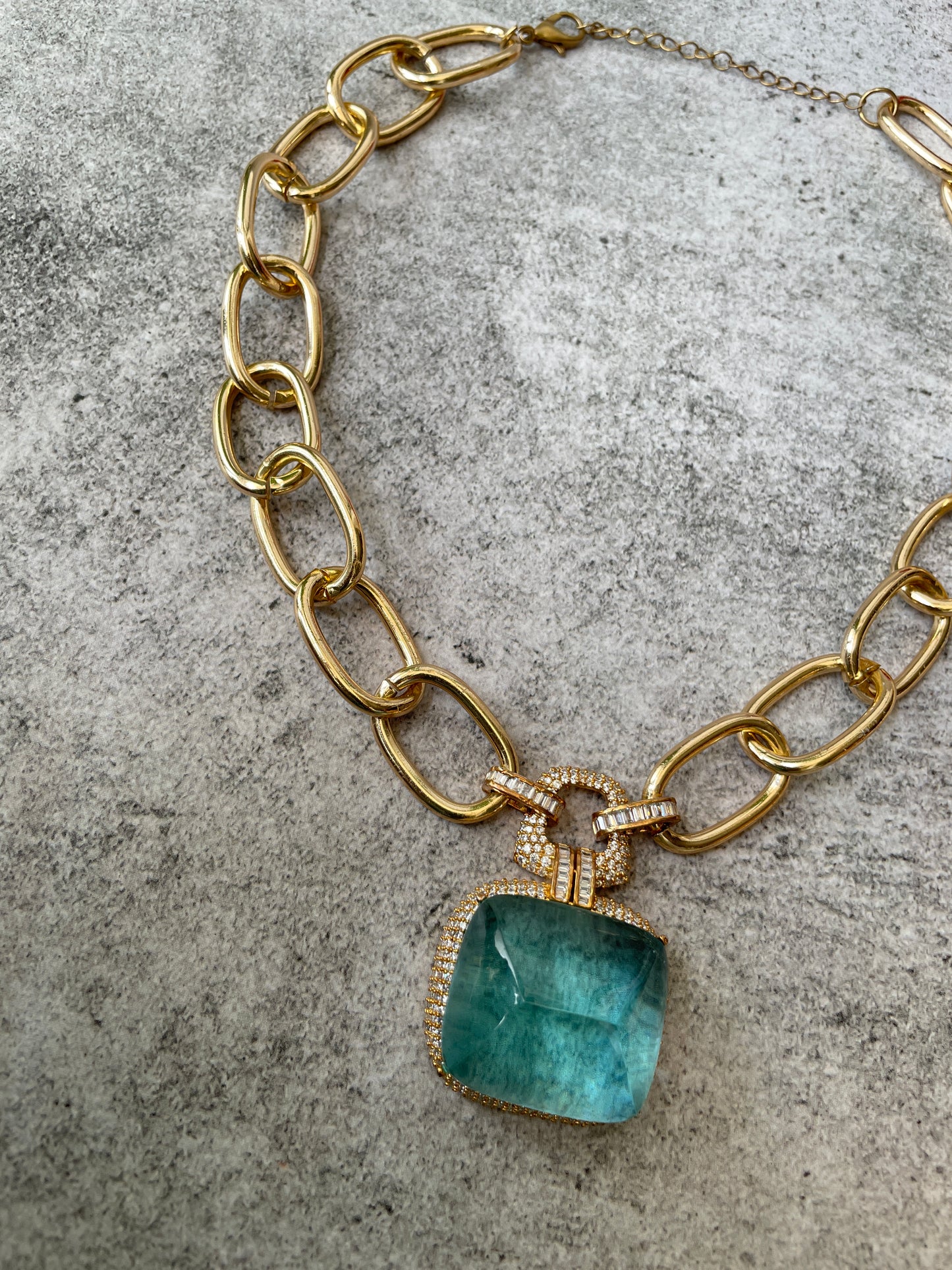 Chunky Chained Doublet Necklace