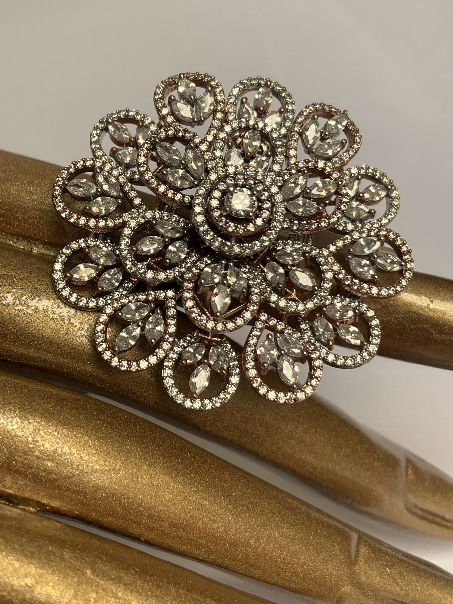 Rose Gold Finish Zircon Ring with Floral Motif