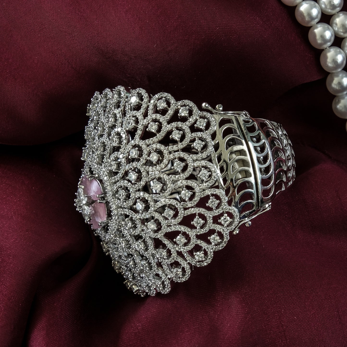 Chunky Zircon Openable Bracelet