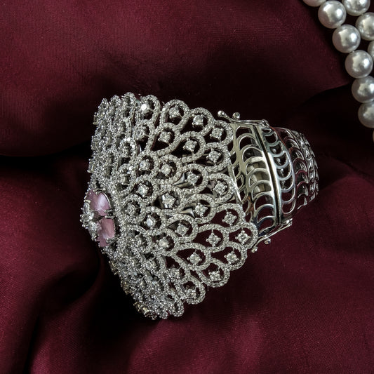 Chunky Zircon Openable Bracelet