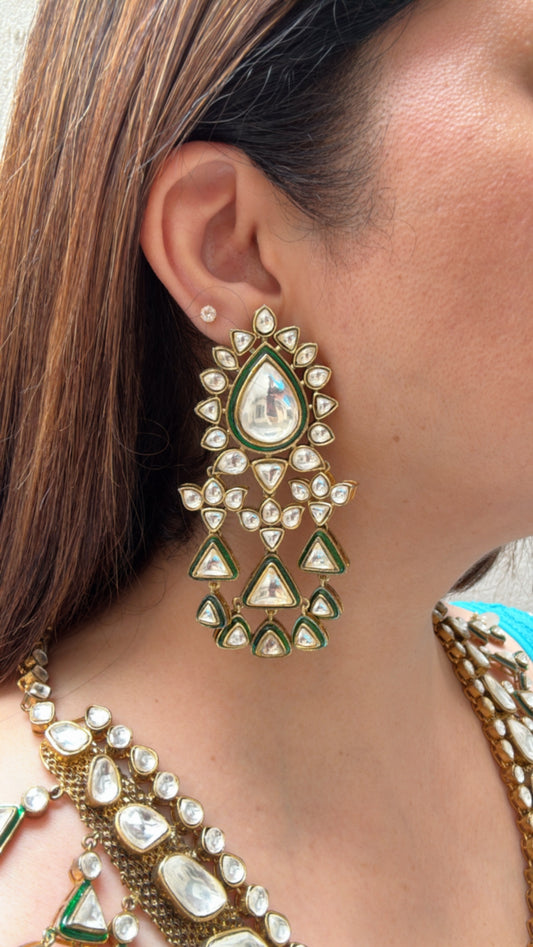 Antique Kundan Necklace Set with Pastel Beads