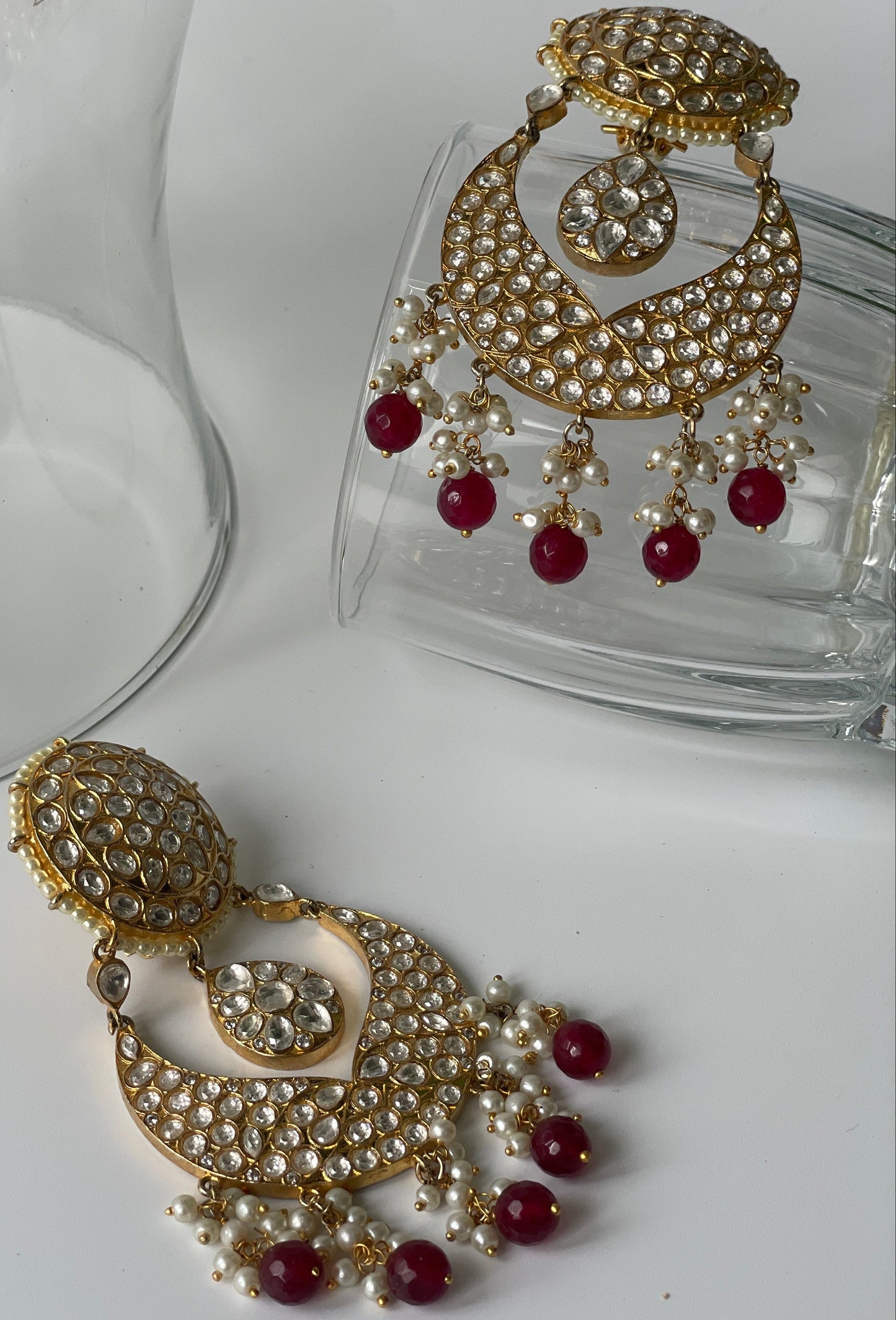White Kundan Choker Set With Red Beads