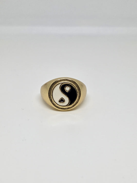 Yin Yang Enamelled Signet Ring