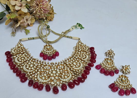 Ethnic Kundan Set with Red Beads and Maang Tikka
