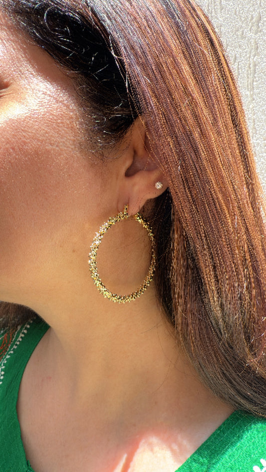 Crackling Metal Ball Hoops in Gold Finish