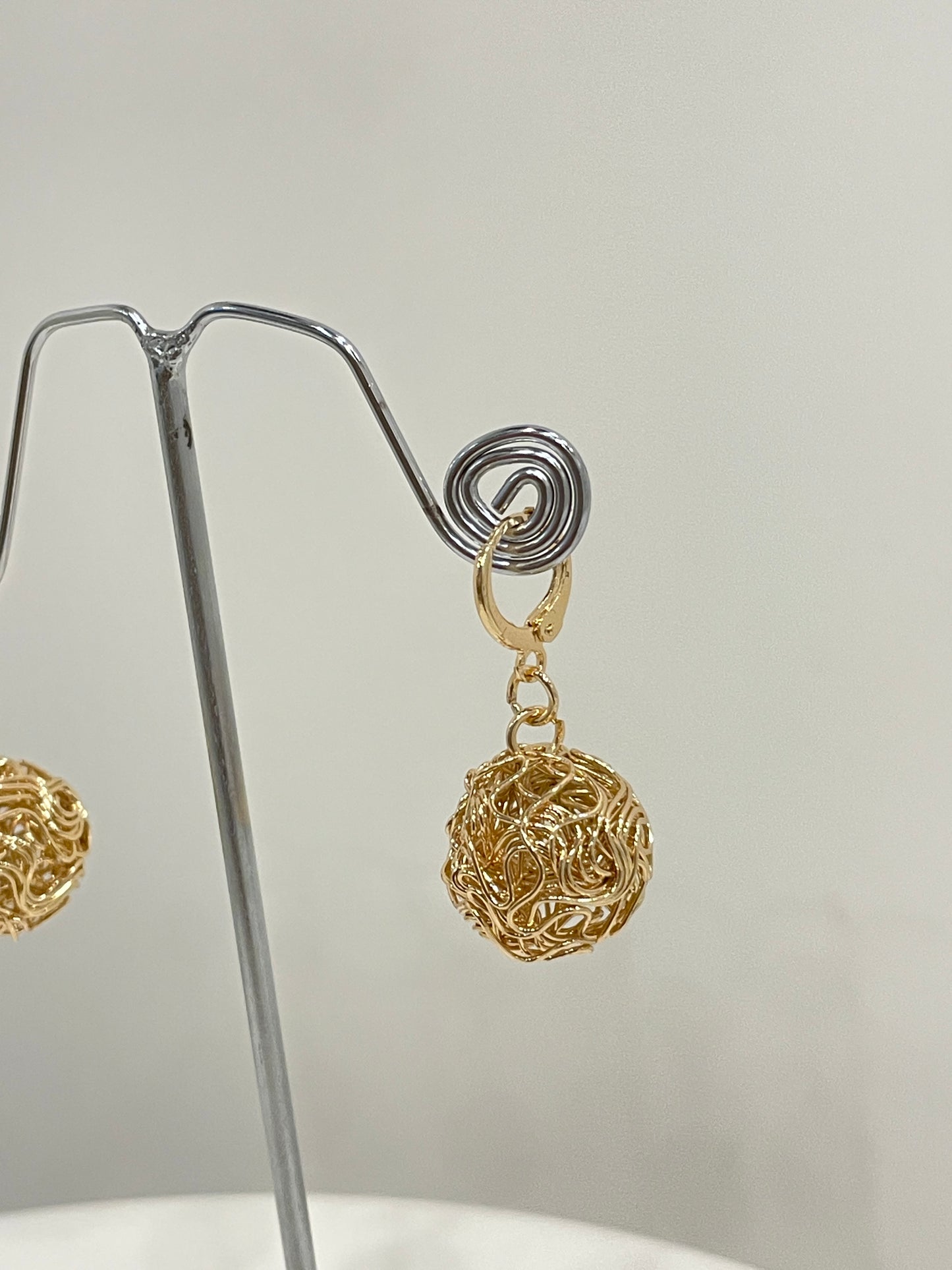 Wired Gold Ball Earring