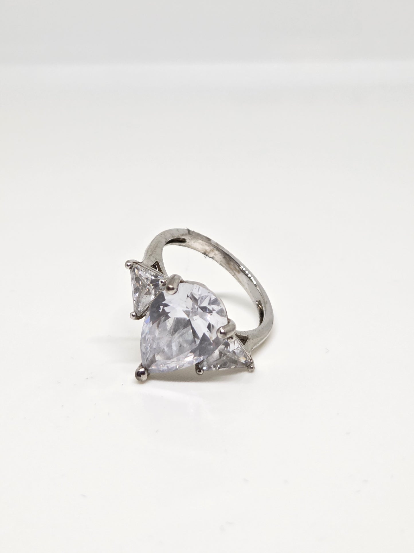Pear Solitaire Side Stone Zircon Ring