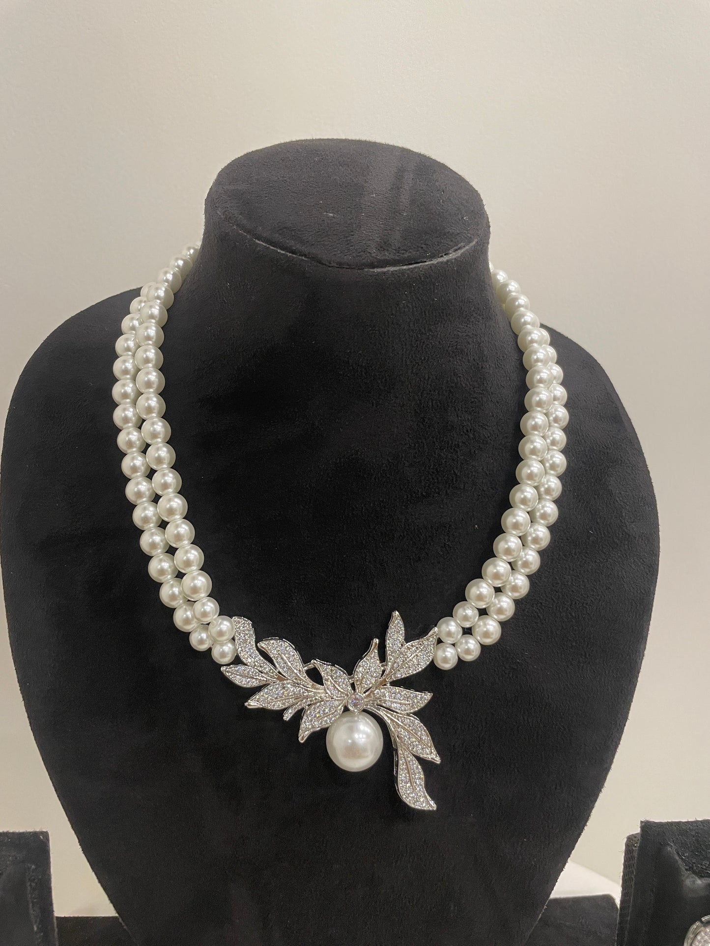 Pearl and Zircon Accented Classic Necklace Set