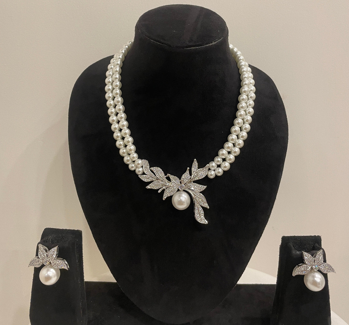 Pearl and Zircon Accented Classic Necklace Set