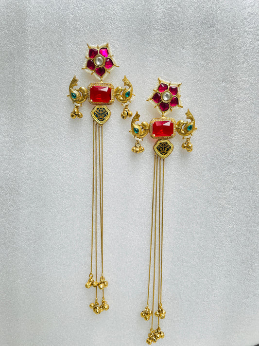 Parrot Motif Shoulder Duster Earrings in Red