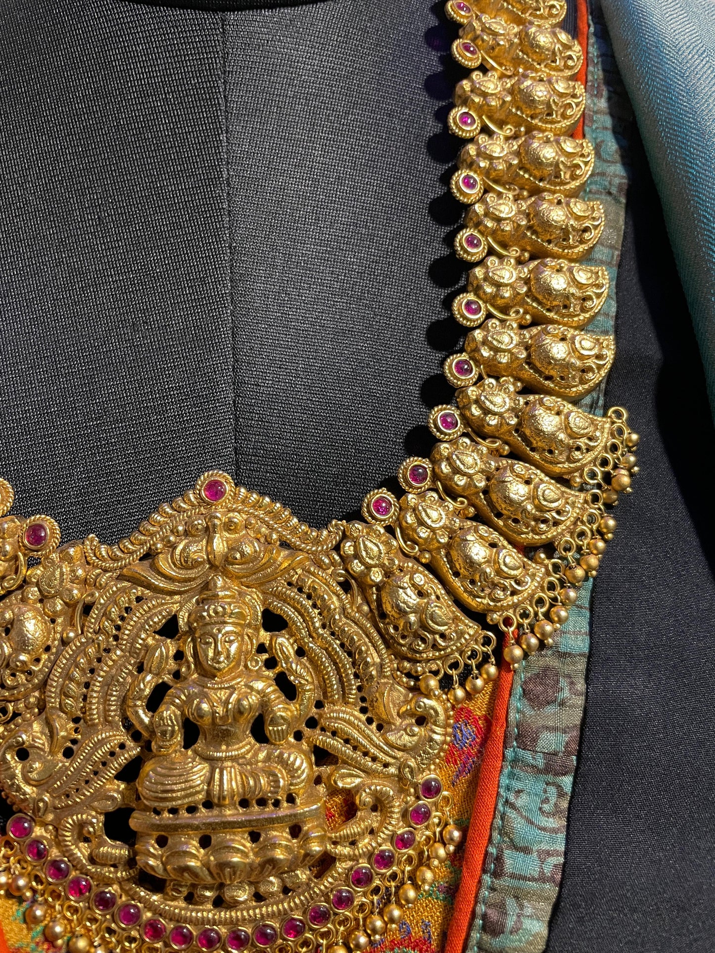 Temple Motif Necklace Set