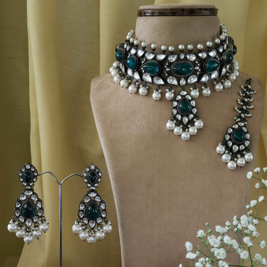 Black Finish Chunky Red Stone with Kundan and Pearls Necklace Set