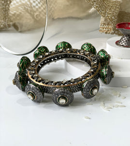 Kundan Single Kada Bangle with Green EnamelStudio6Jewels