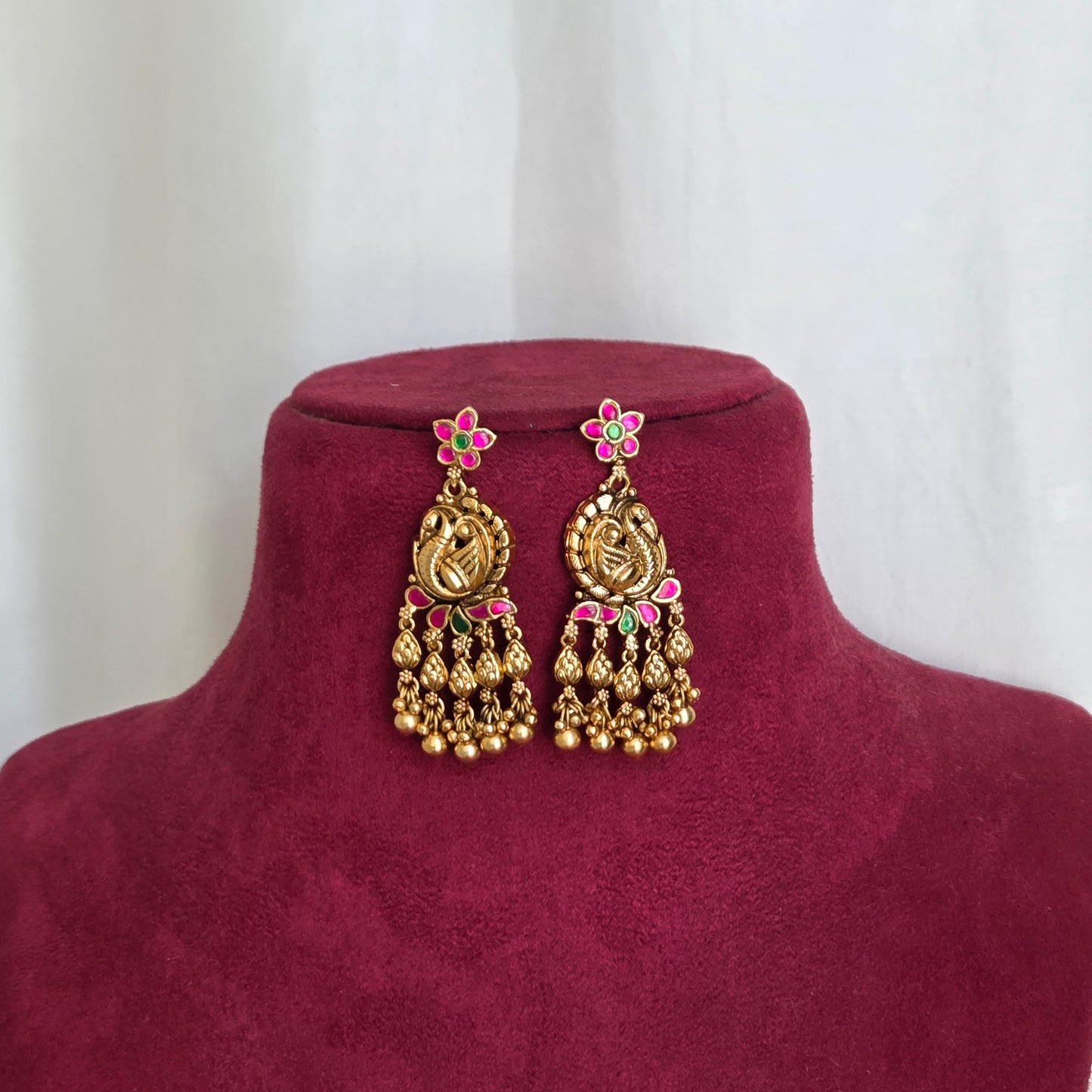 Traditional Lakshmi Temple Pendant Necklace Set