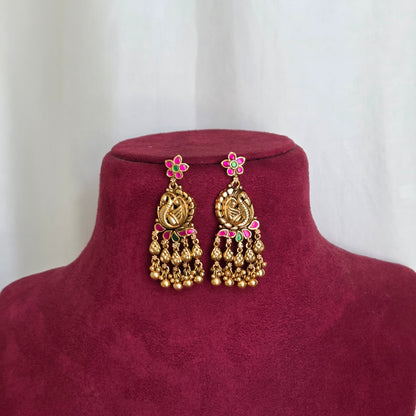Traditional Lakshmi Temple Pendant Necklace Set