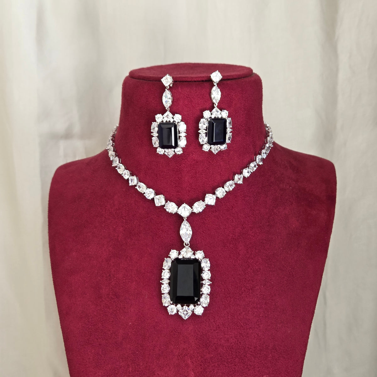 Midnight Sapphire Statement Necklace Set