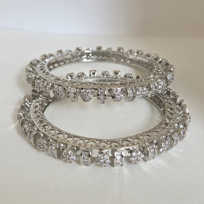 Silver Finish Zircon Filigree Bangle