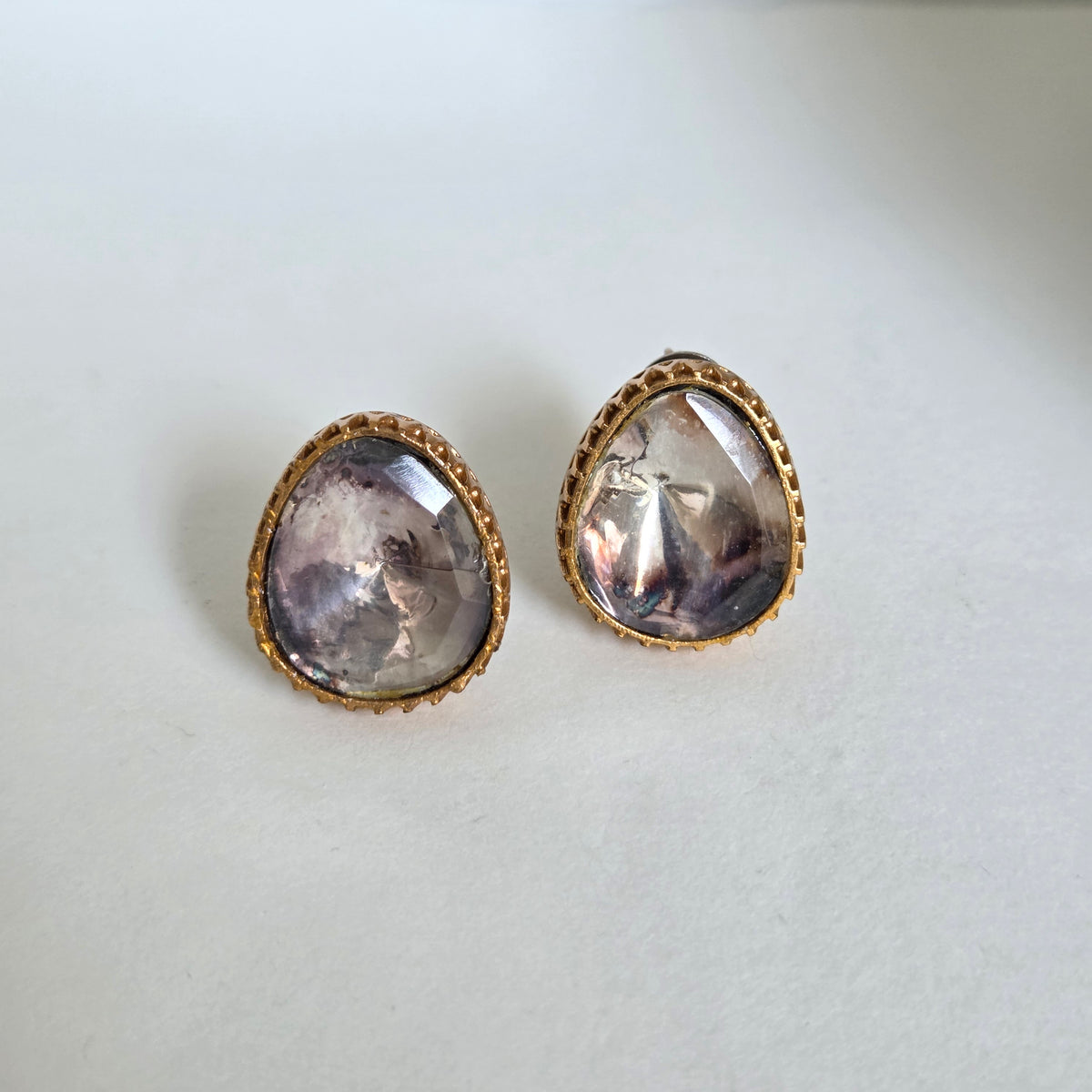 Kundan Gold Organic Stud Earrings