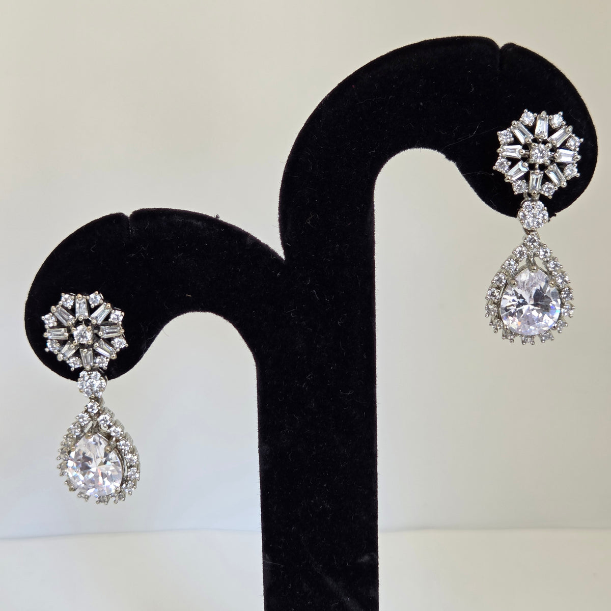 Crystal Teardrop Zircon Earrings