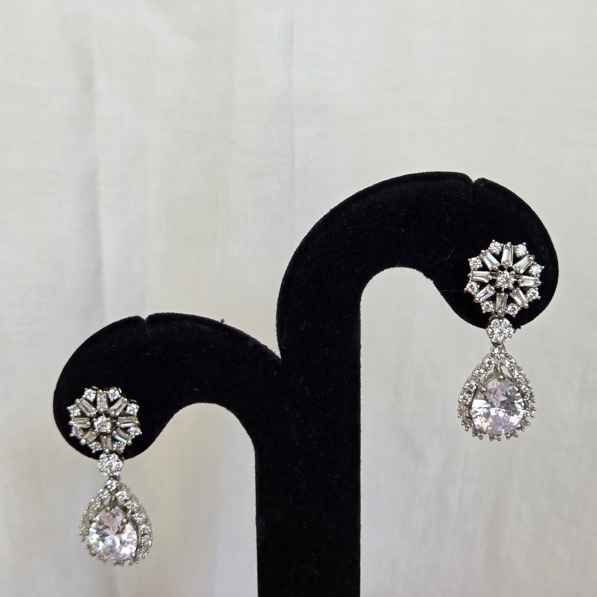 Crystal Teardrop Zircon Earrings