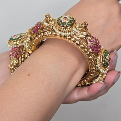 Multicolour Kundan Regal Traditional Bangle