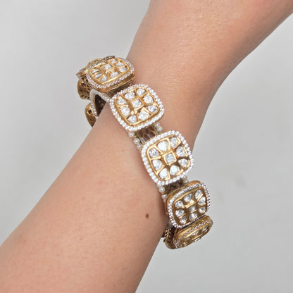 Jaal Kundan Kada Bangles