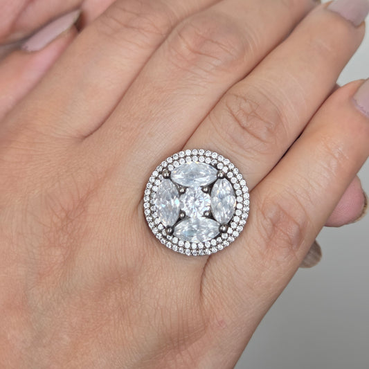 Black Rhodium Finish Flower Zircon Ring