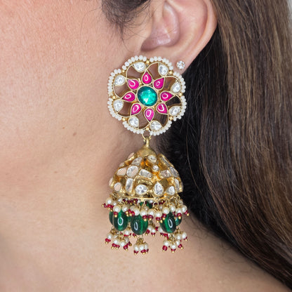 Ethnic Pacchi Kundan Stone Studded Necklace Set with Maang Tikka