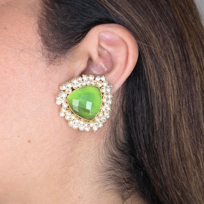 Emerald Green Faceted Stone Stud Earrings with Pearls