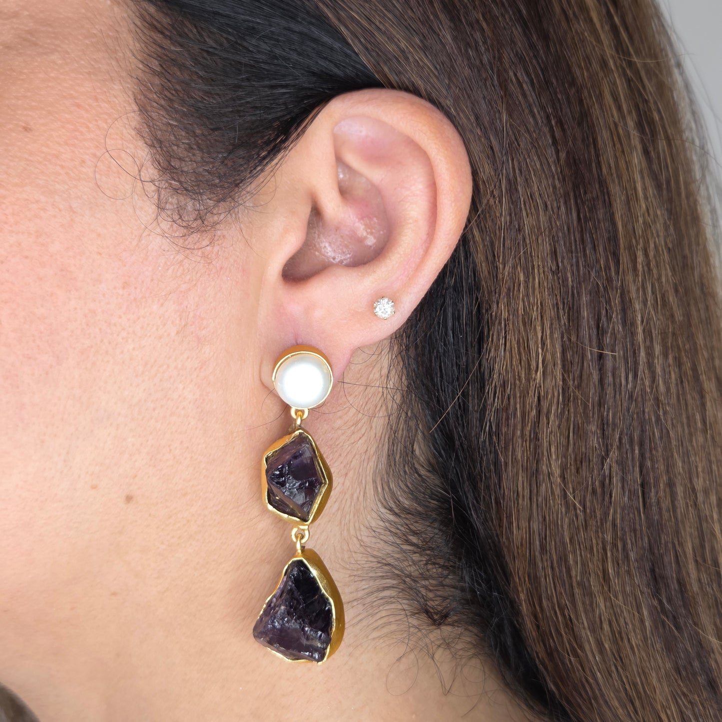 Pearl & Raw Amethyst Gold Drop Earrings