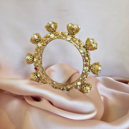 Moissanite Polki Bloom Cluster Bangle