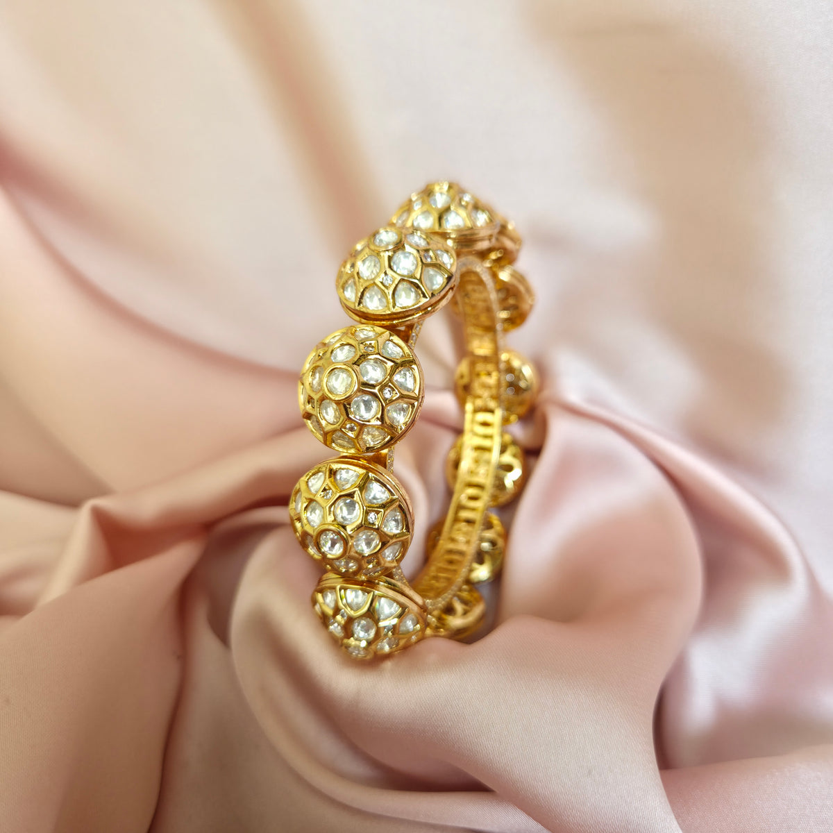 Moissanite Polki Round Motif Bangle