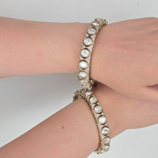 Oval Polki Kundan Bracelet Set