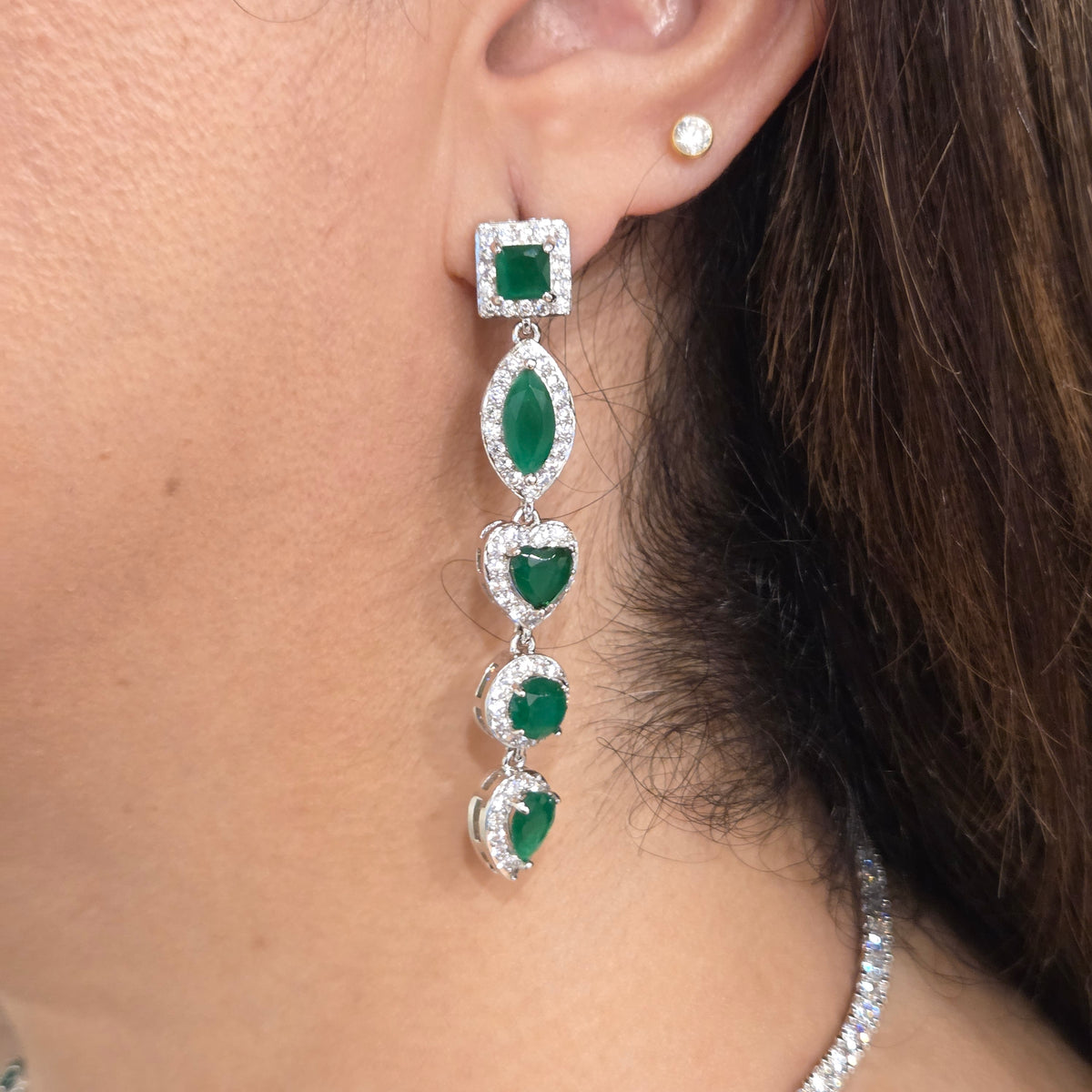 Luxurious Emerald Green & Cubic Zirconia Statement Necklace Set with Drop Earrings