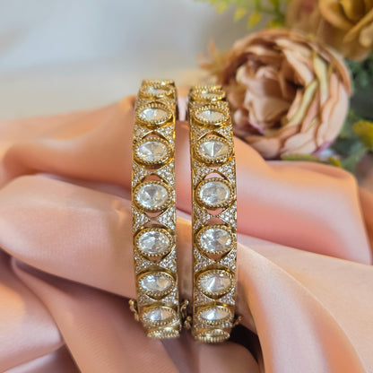 Oval Polki Kundan Bracelet Set