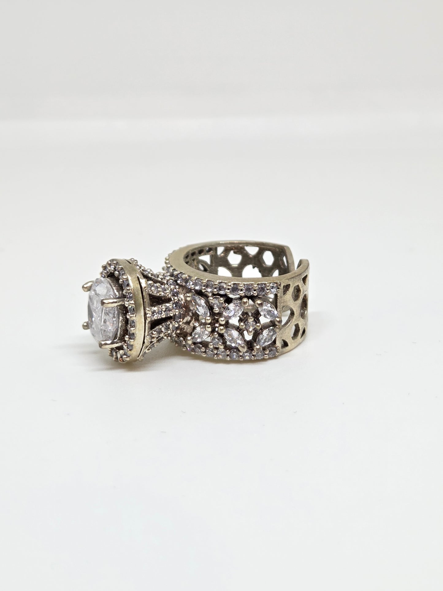 White Finish Solitaire Zircon Ring