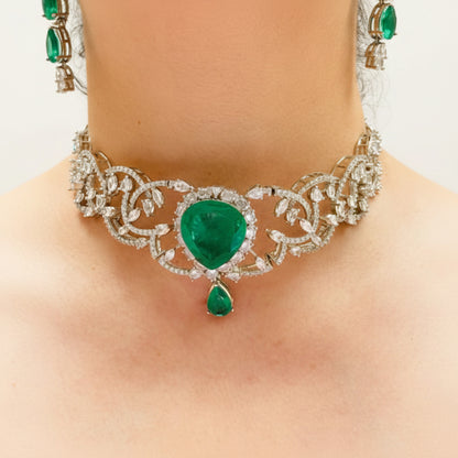 Zircon Choker Set With Green Centre Motif and Chain Closure