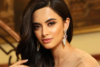 Pastel Leaf Motif Zircon Earrings