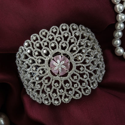 Chunky Zircon Openable Bracelet