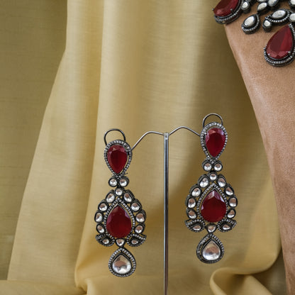 Black Finish Kundan and Red Stone Necklace Set