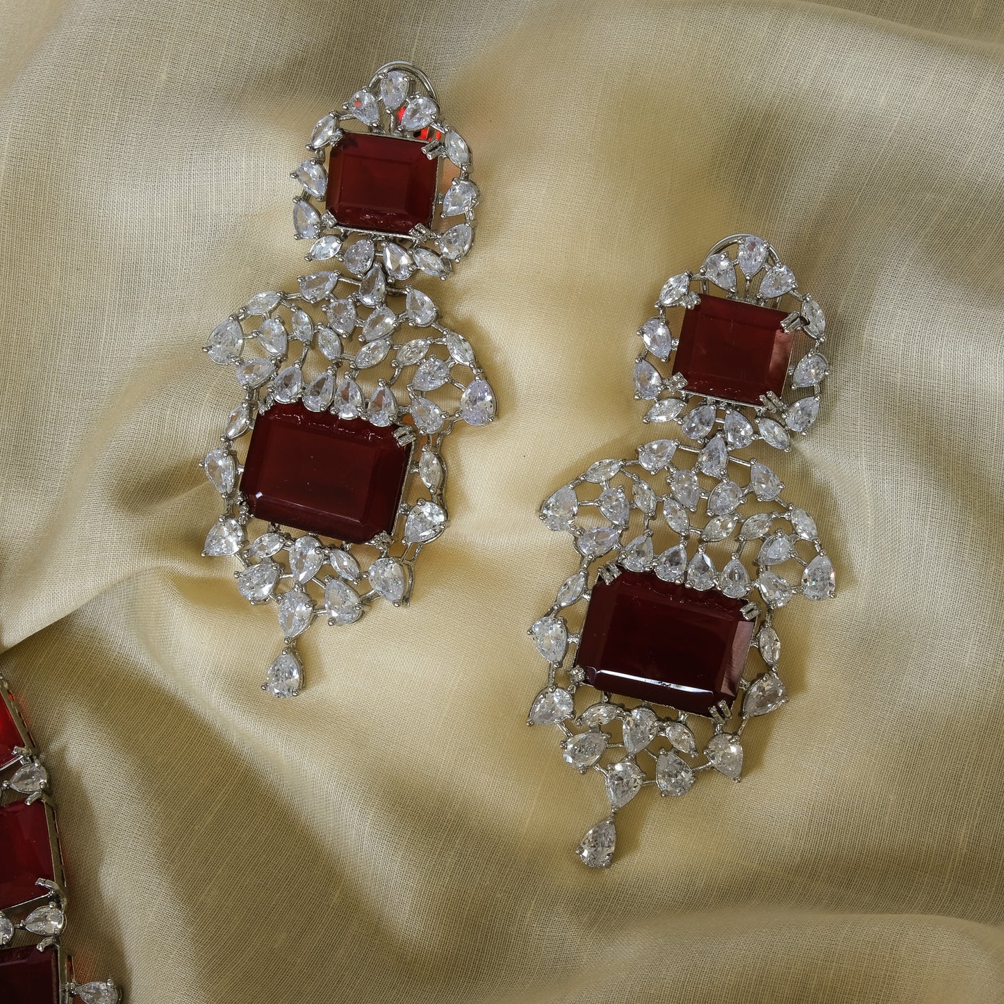 Full Neck Grand Long Zircon and Red Stone Necklace Set With Bracelet