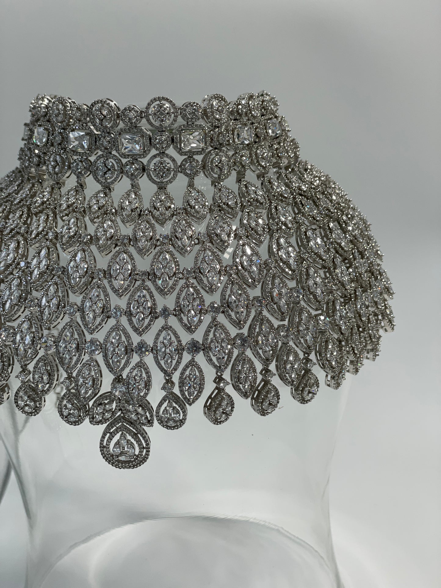 Bridal Grand Zircon Studded Choker Set