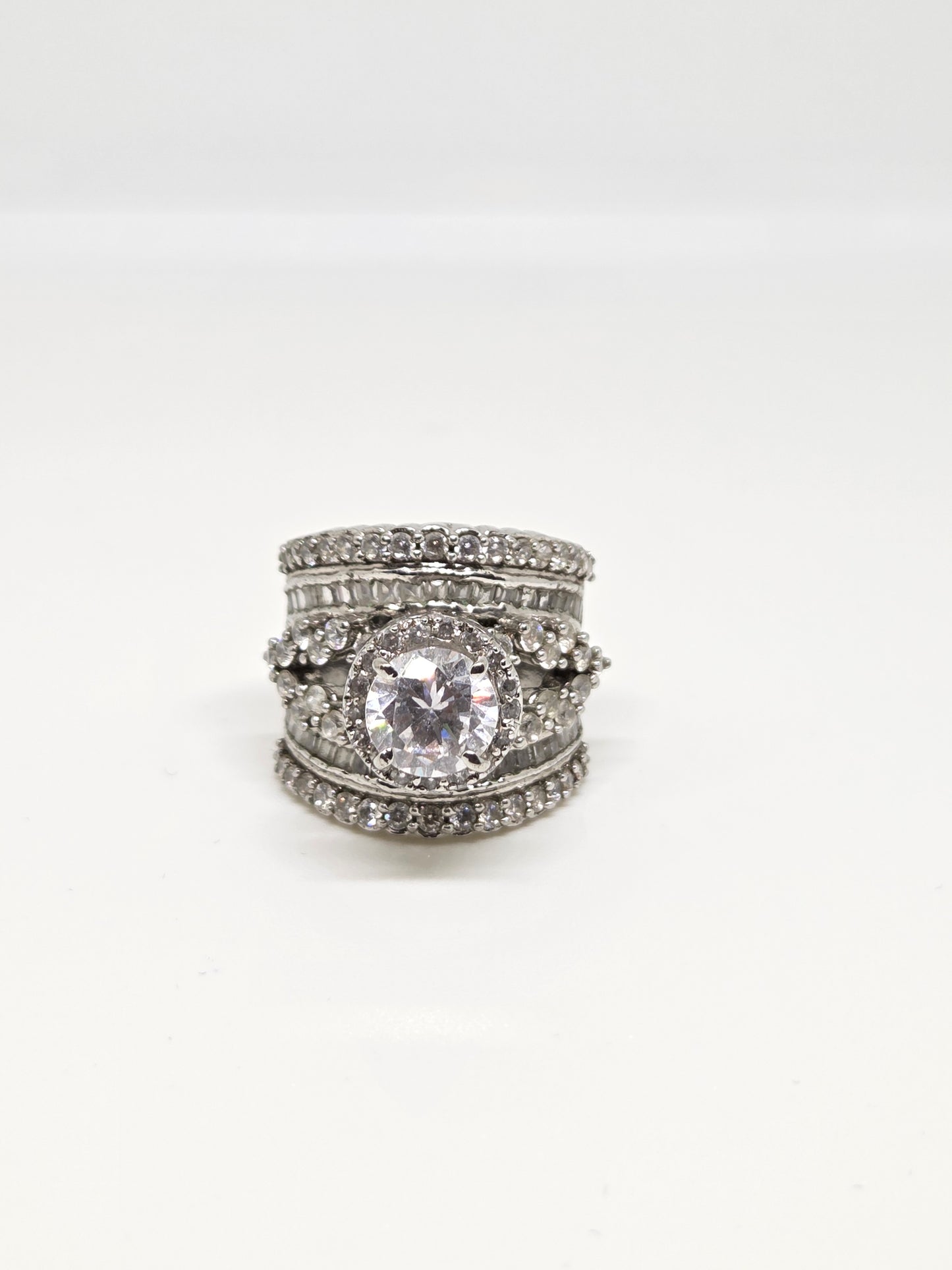 White Finish Zircon Chunky Ring